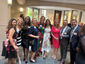Members of the Class of 2006 pose for a group shot in the law school atrium.